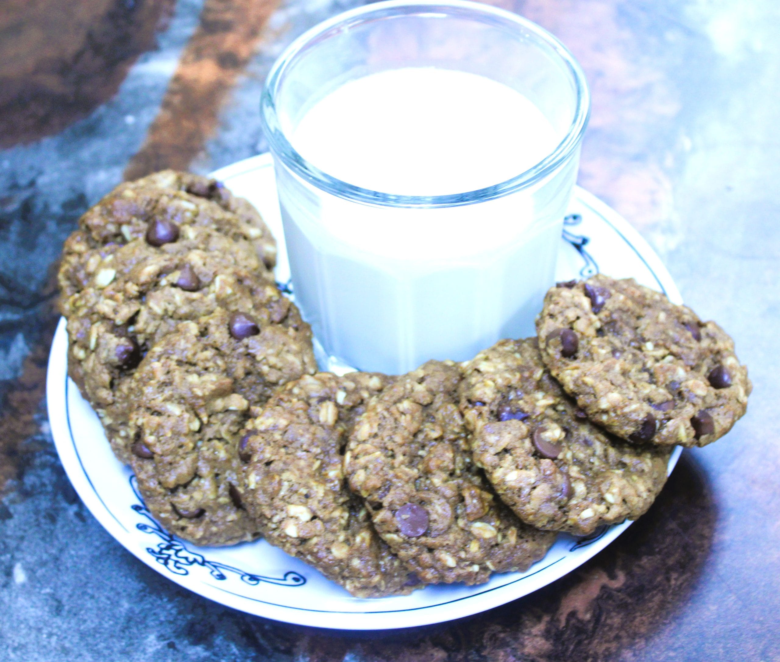 Oatmeal Chocolate Chip Cookies - 9 pk - (Sourdough)